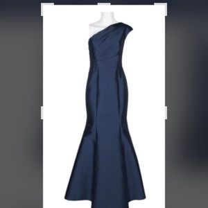 Adrianna Papell one shoulder gown, size 10. NWT